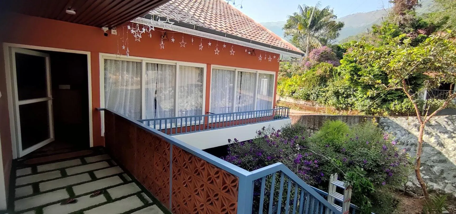 Bougainvillea Homestay Munnar Anachal 0*,